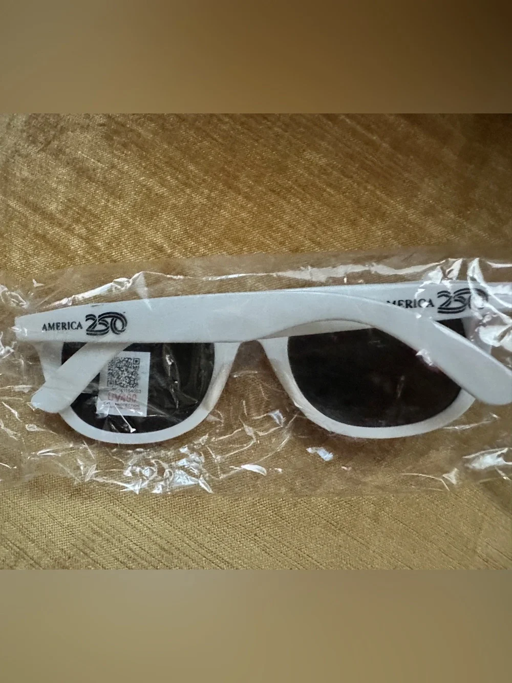 NWT Official America250 UV400 Malibu-Style Sunglasses